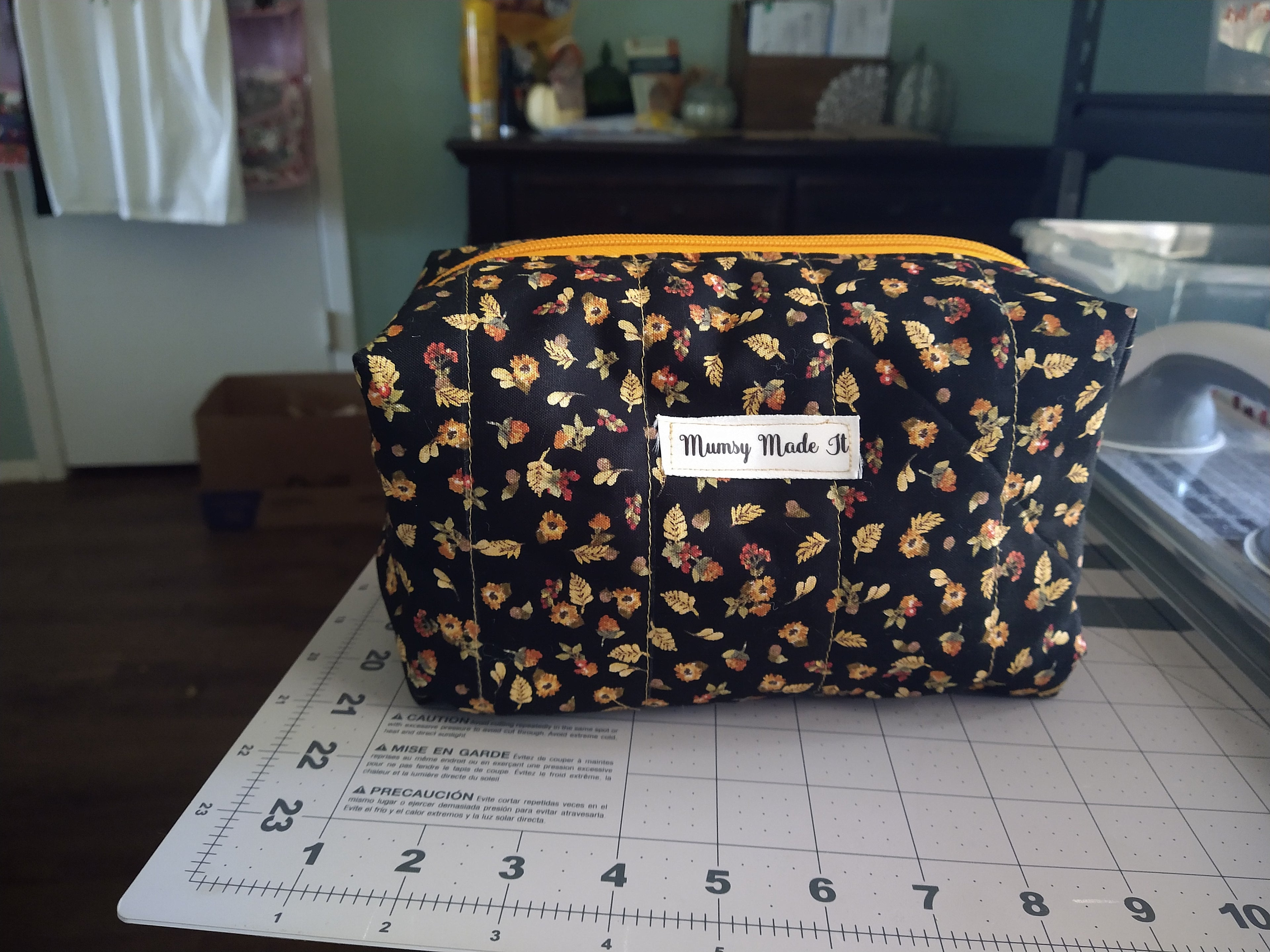 Golden Flowers All Occasion Boxy Bag